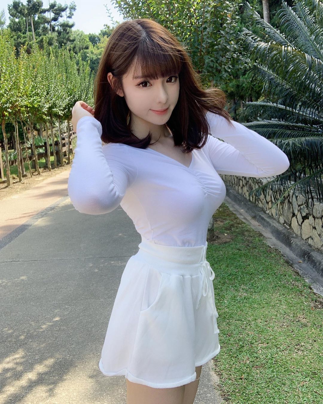 Exploring Asian Beauty Standards: A Focus on Body Image