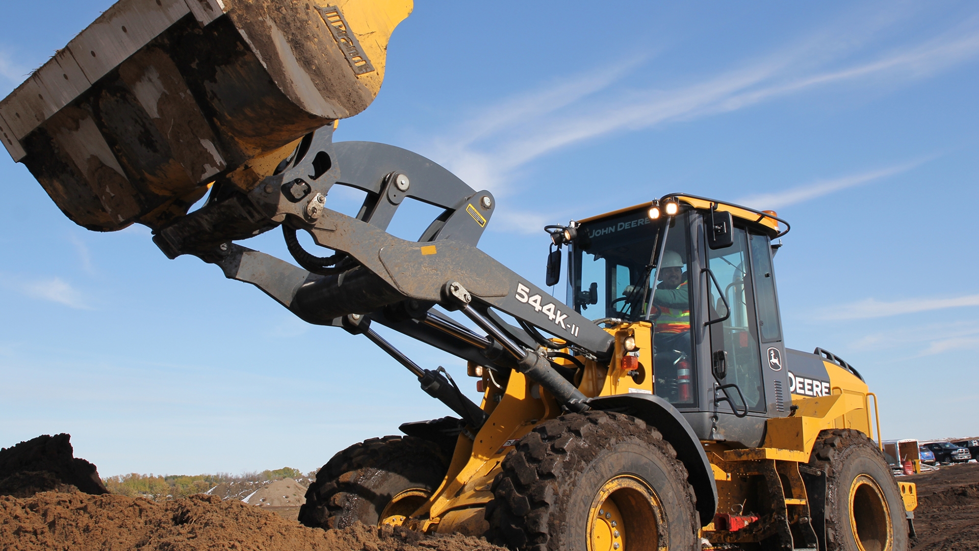 Jobs Heavy Equipment Operator: Essential Skills & Career Insights