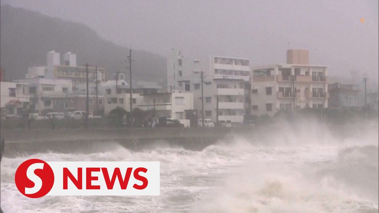 Typhoon Hits Okinawa With Huge Waves High Winds Youtube Typhoon Hits Okinawa With Huge Waves High Winds Youtube