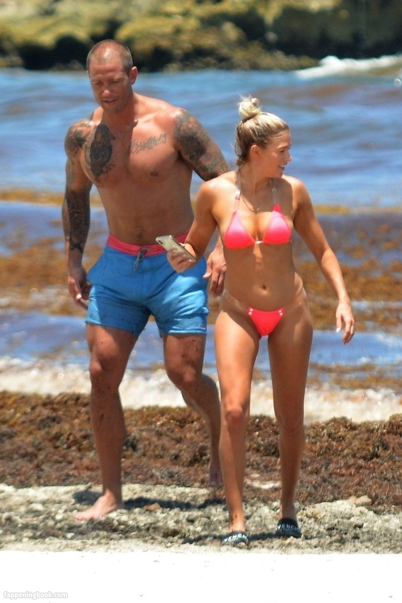 WWE Nude Pictures: Unveiling the Truth Behind the Rumors